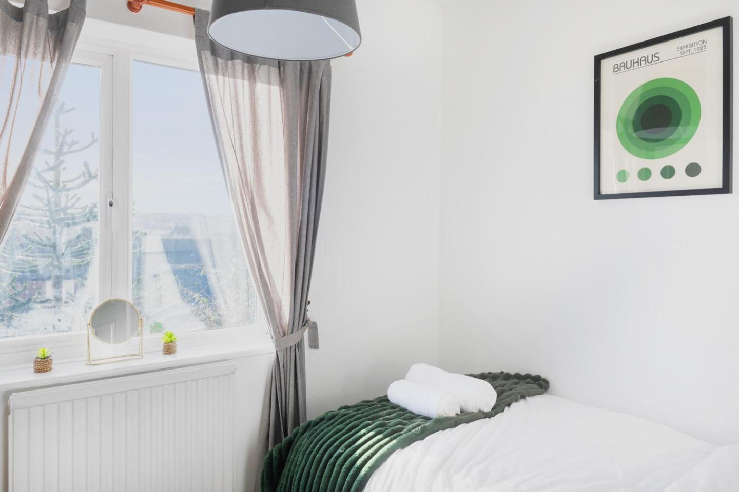 3 Bedroom House - Well Presented - Spacious - Flexible Check In - Free Parking Nottingham Dış mekan fotoğraf